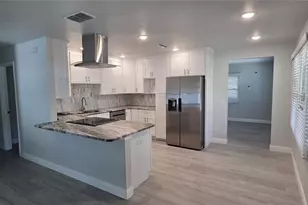 132 James St, Auburndale, FL 33823 - Photo 5