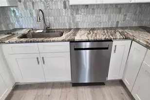 132 James St, Auburndale, FL 33823 - Photo 9