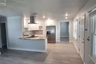 132 James St, Auburndale, FL 33823 - Photo 7