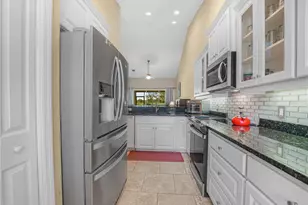 2936 Mission Lakes Dr, Lakeland, FL 33803 - Photo 9