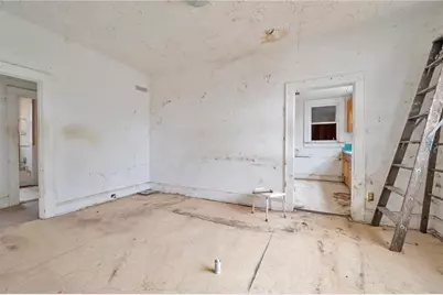 703 S New York Avenue, Lakeland, FL 33815 - Photo 9