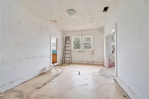 703 S New York Ave, Lakeland, FL 33815 - Photo 7