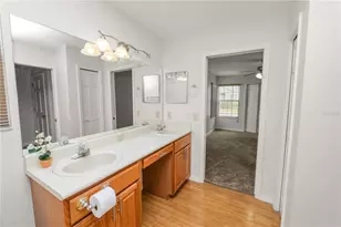 3261 Stonewater Dr, Lakeland, FL 33803 - Photo 9