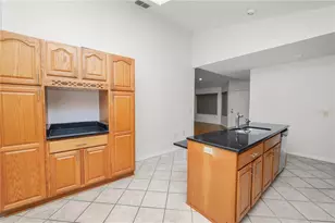 3261 Stonewater Dr, Lakeland, FL 33803 - Photo 15