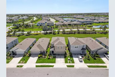 3231 Hilltop Circle, Lakewood Ranch, FL 34211 - Photo 41