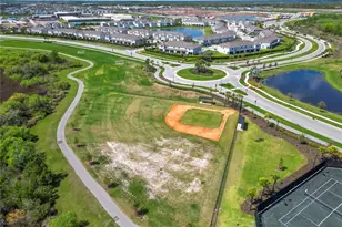 3231 Hilltop Cir, Lakewood Ranch, FL 34211 - Photo 59