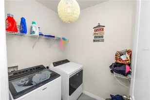 3231 Hilltop Cir, Lakewood Ranch, FL 34211 - Photo 33