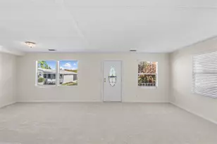 914 Pineridge Dr, Lakeland, FL 33809 - Photo 11