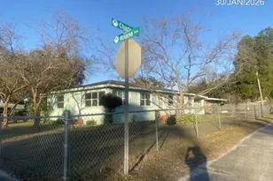 321 Ariana Ave, Auburndale, FL 33823 - Photo 1