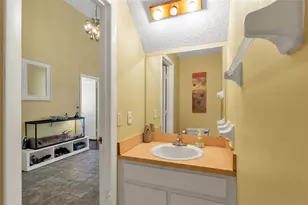 2221 Eastmeadows Rd, Lakeland, FL 33812 - Photo 19