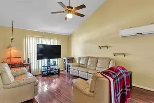 2221 Eastmeadows Rd, Lakeland, FL 33812 - Photo 17