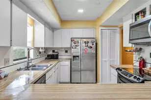 2221 Eastmeadows Rd, Lakeland, FL 33812 - Photo 13