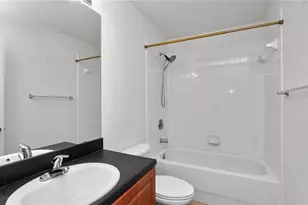 7910 Bally Money Rd, Tampa, FL 33610 - Photo 37