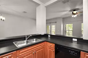 7910 Bally Money Rd, Tampa, FL 33610 - Photo 7