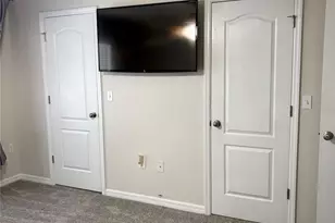 4194 Winding Vine Dr, Lakeland, FL 33812 - Photo 9