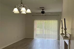 4194 Winding Vine Dr, Lakeland, FL 33812 - Photo 5