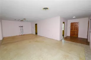 800 E Canfield St, Avon Park, FL 33825 - Photo 9