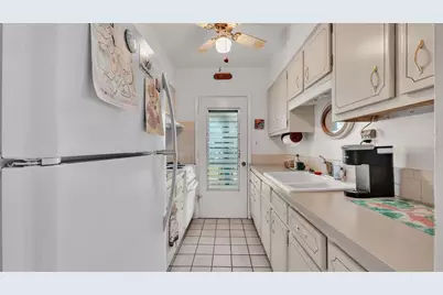 1600 W Lake Parker Drive #B9, Lakeland, FL 33805 - Photo 7