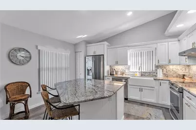 6205 Peacock Run, Lakeland, FL 33809 - Photo 13