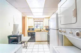 709 Russell Ln, Brandon, FL 33510 - Photo 5