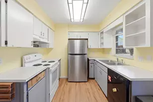 215 Carla Ann Ct, Auburndale, FL 33823 - Photo 5