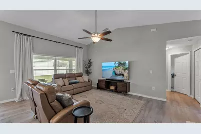 6796 Hampshire Boulevard, Lakeland, FL 33813 - Photo 7