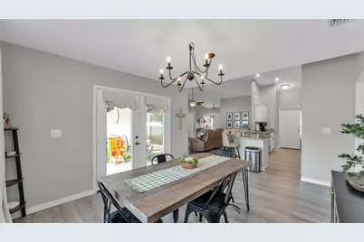 6796 Hampshire Boulevard, Lakeland, FL 33813 - Photo 3