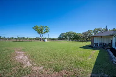 4407 Bugg Road, Plant City, FL 33567 - Photo 41