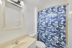 423 Martin Dr, Lakeland, FL 33809 - Photo 9