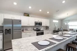 1069 Forest Lake Dr, Wildwood, FL 34785 - Photo 11