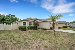 1712 Charmi Dr, Lakeland, FL 33810 - Photo 1