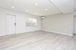 3032 Spirit Lake Dr, Winter Haven, FL 33880 - Photo 11