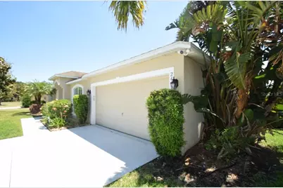 241 Pine Shadow Lane, Auburndale, FL 33823 - Photo 3