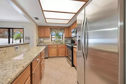 711 W Frederick Ave, Dundee, FL 33838 - Photo 9