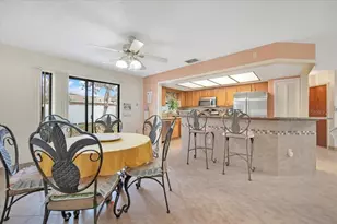 711 E Frederick Ave, Dundee, FL 33838 - Photo 15