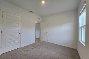 8411 Madrid St, Lakeland, FL 33810 - Photo 9