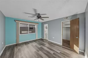 466 Lake Carolyn Cir, Lakeland, FL 33813 - Photo 13