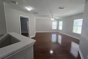 2274 Geneva Dr, Lakeland, FL 33805 - Photo 9