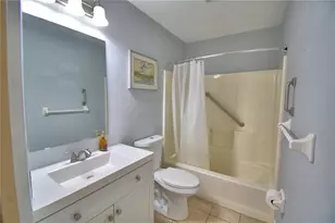 1690 Colonnades Cir N, Lakeland, FL 33811 - Photo 37