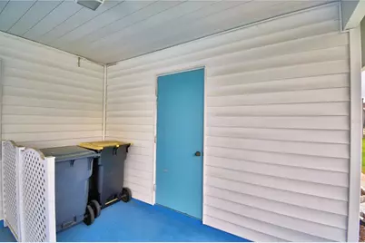 1690 Colonnades Circle N, Lakeland, FL 33811 - Photo 45