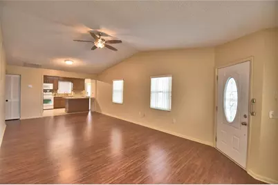 1690 Colonnades Circle N, Lakeland, FL 33811 - Photo 7