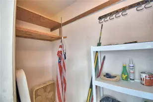 1690 Colonnades Cir N, Lakeland, FL 33811 - Photo 43