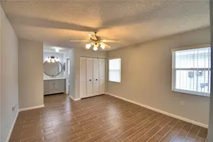 1690 Colonnades Cir N, Lakeland, FL 33811 - Photo 27