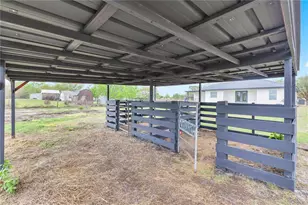 8 Oakridge Dr, Frostproof, FL 33843 - Photo 33