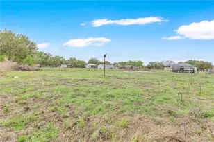 8 Oakridge Dr, Frostproof, FL 33843 - Photo 5