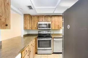 2025 Sylvester Rd, Lakeland, FL 33803 - Photo 7