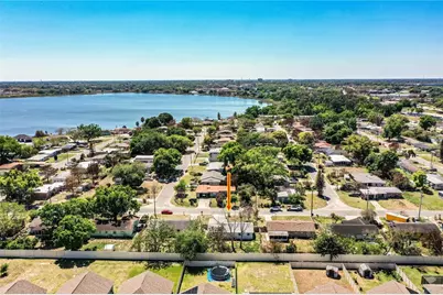 1015 Carefree Cove Drive, Winter Haven, FL 33881 - Photo 5