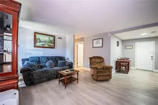 1015 Carefree Cove Dr, Winter Haven, FL 33881 - Photo 7