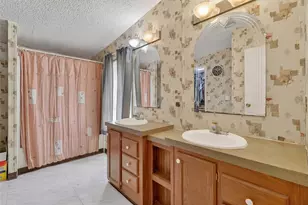 2916 Keene Country Ct, Plant City, FL 33565 - Photo 35