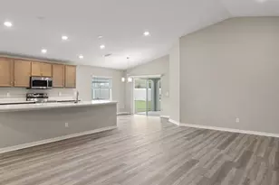 5587 Buckeye Bnd Dr, Saint Cloud, FL 34772 - Photo 3